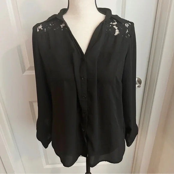 Roz&Ali Lace Black Llng Sleeve Button Up Blouse - Picture 2 of 7
